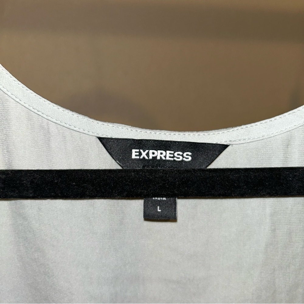 Express top - Picture 2 of 4